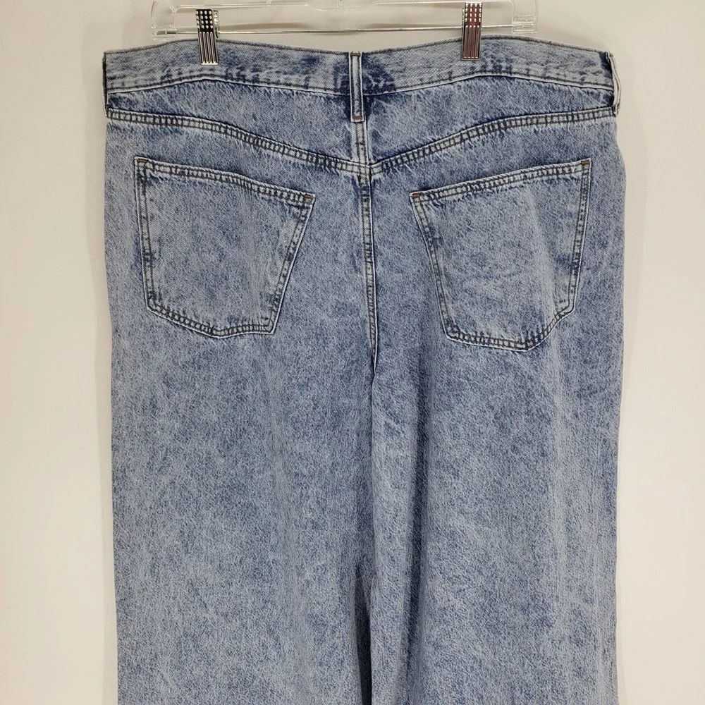 Universal Thread Super Wide Leg Jeans Women 16 Light Acid Wash High Rise Baggy